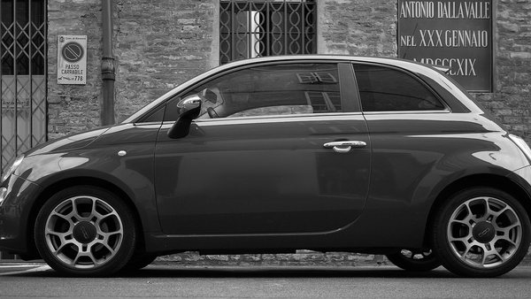 Capa do artigo Fiat para de novo a produção do 500 em Mirafiori