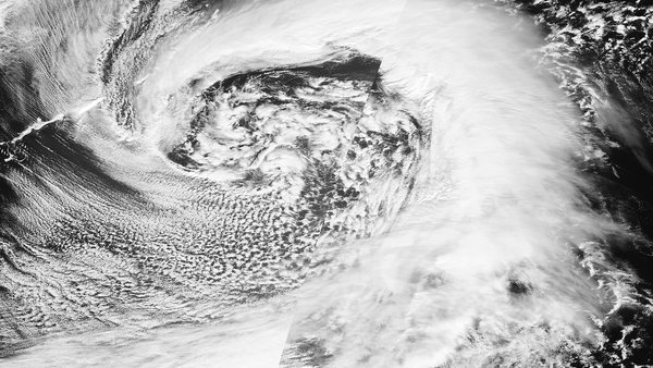 Imagem de satélite de ciclone na costa sul do Brasil