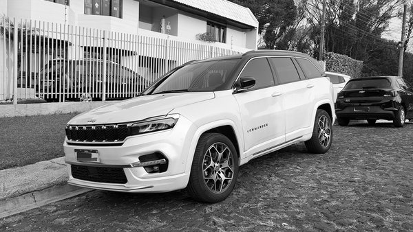Capa do artigo Top 5 SUVs para Família Grande, por Adriano Jose Reis Martins