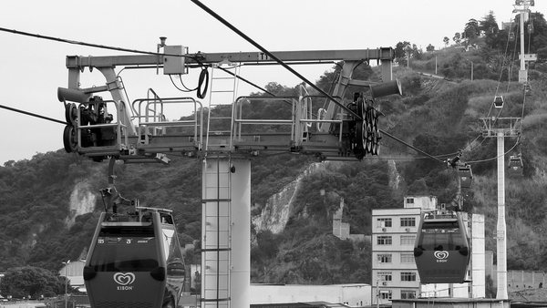 Capa do artigo Teleférico do Alemão, parado há dez anos, entra na reta final da recuperação