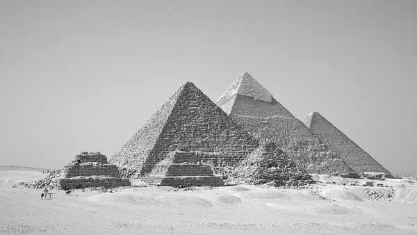 Capa do artigo Arqueólogos abrem em Saqqara tumba de 4,7 mil anos de alto funcionário do Reino Antigo