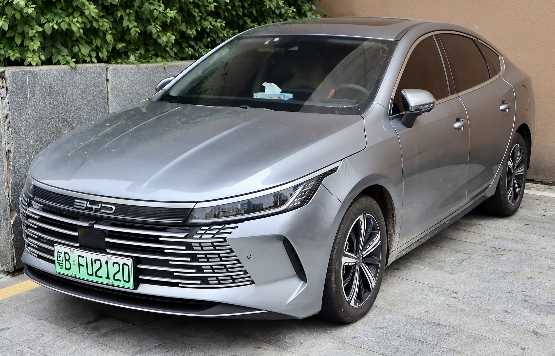 Capa do artigo BYD King supera o Corolla pela primeira vez