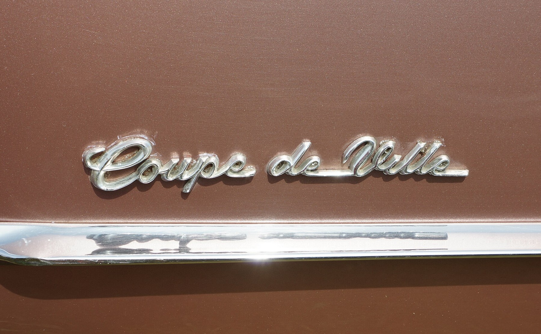 Capa do artigo Cadillac abre pré-venda no Brasil em setembro com os SUVs elétricos Lyriq e Vistiq
